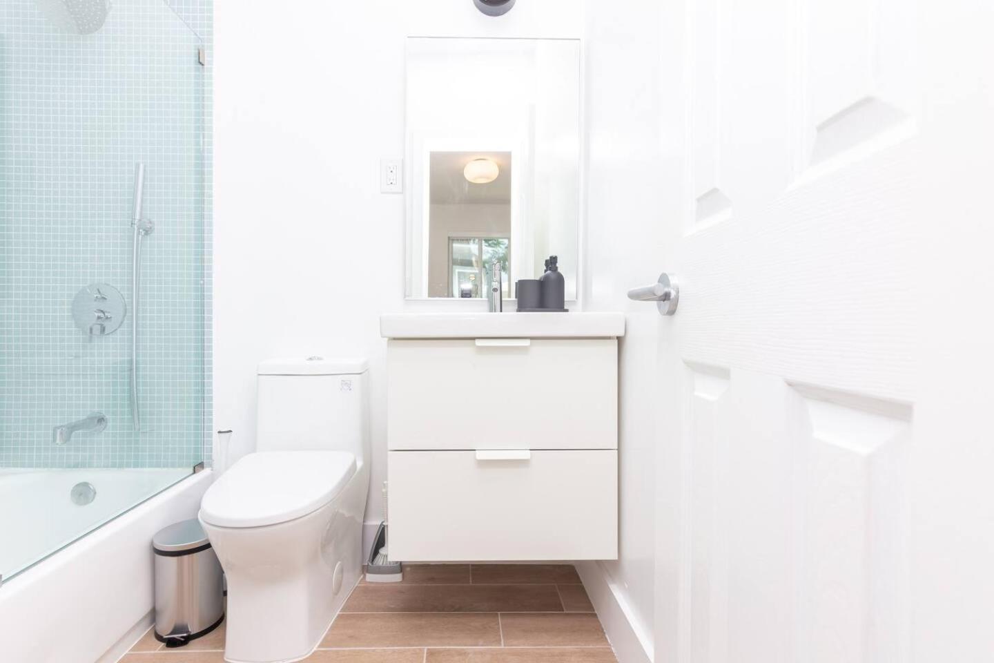 Newly Renovated Stylish Studio In El Portal #2 Маямі Екстер'єр фото